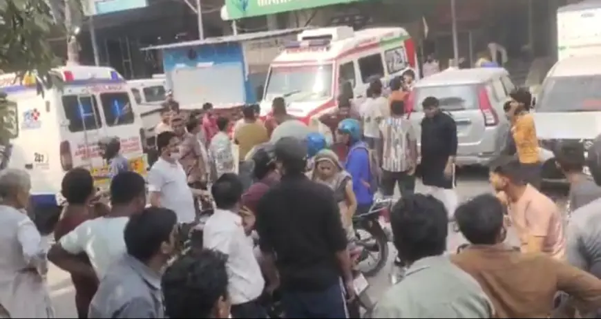 Noida News : निजी अस्पताल की ऑक्सीजन की पाइपलाइन फटी, मरीजों में मची भगदड़