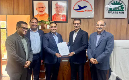 Greater Noida News : यमुना प्राधिकरण के सीईओ ने मिंडा कारपोरेशन को सौंपा 23 एकड़ भूखंड का आवंटन पत्र