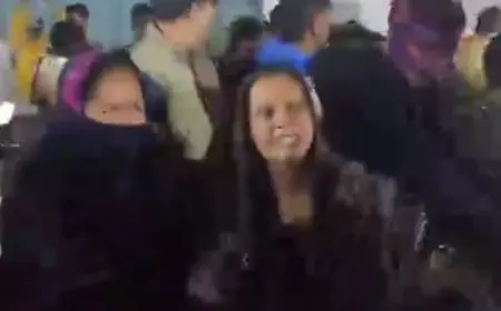 Ghaziabad News : लोहे का फ्रेम उठाते समय हाइड्रा क्रेन का पट्टा टूटा ,दो की मौत