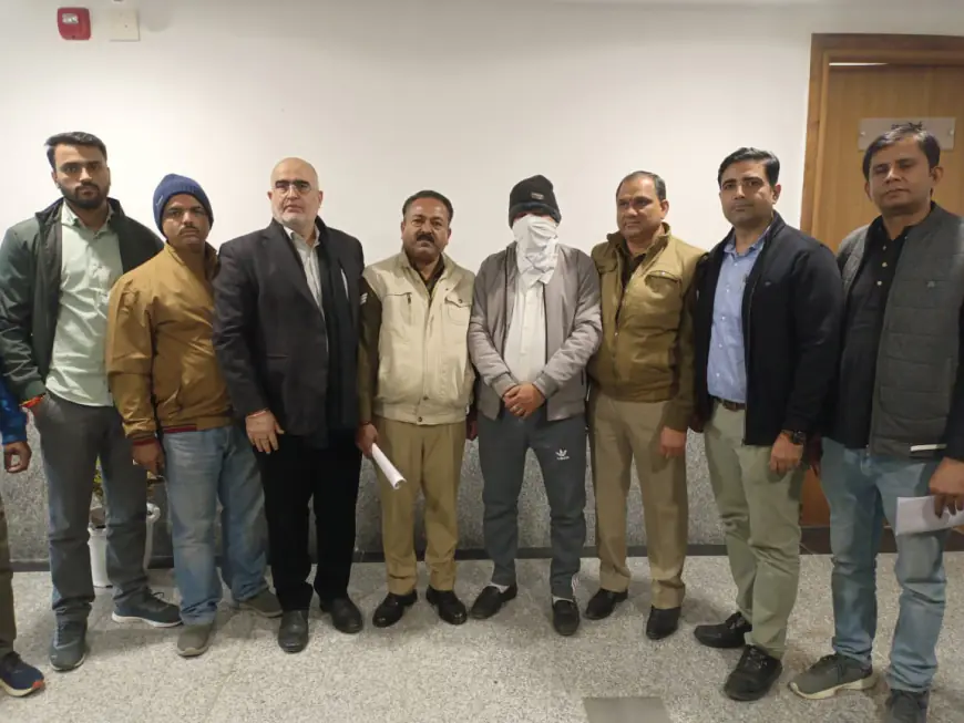 Ghaziabad News : वकील चला रहा था सीजीएसटी चोरी का गैंग, 400 करोड़ की फर्जी इनवॉइस काटी, 73 करोड़ की धोखाधड़ी