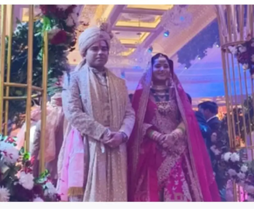 Ghaziabad News : प्रख्यात कथावाचक निधि सारस्वत और भाजपा नेता चिराग उपाध्याय विवाह के बंधन मे बंधे