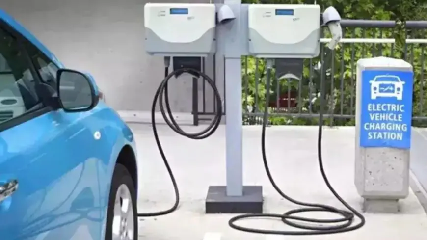 Greater Noida News :  ग्रेटर नोएडा प्राधिकरण 13 ईवी चार्जिंग स्टेशन करेगा शुरू