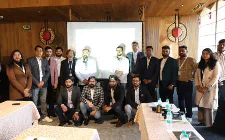 Noida News : नोएडा की कंपनी ने पेश किया एआई पावर्ड सुरक्षा कवच, साइबर ठगी पर लगेगा लगाम