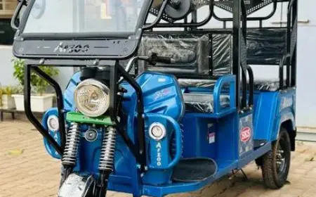 Greater Noida News : चोरी की बिजली से ई-रिक्शा हो रहे थे चार्ज, 56 लाख रुपए का जुर्माना लगाया