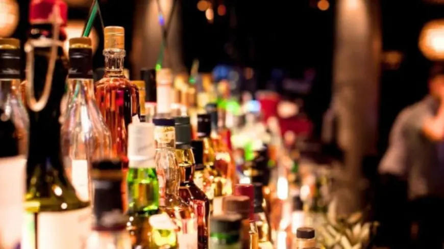 Noida News : होली के अवसर पर 42 करोड़ की शराब गटक गए नोएडा वासी