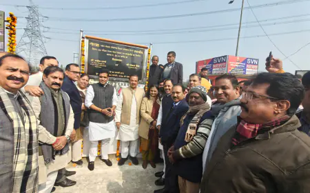 Noida News : नोएडा में करोड़ों की लागत से बनेगा स्काईवॉक, सांसद व विधायक ने किया शिलान्यास