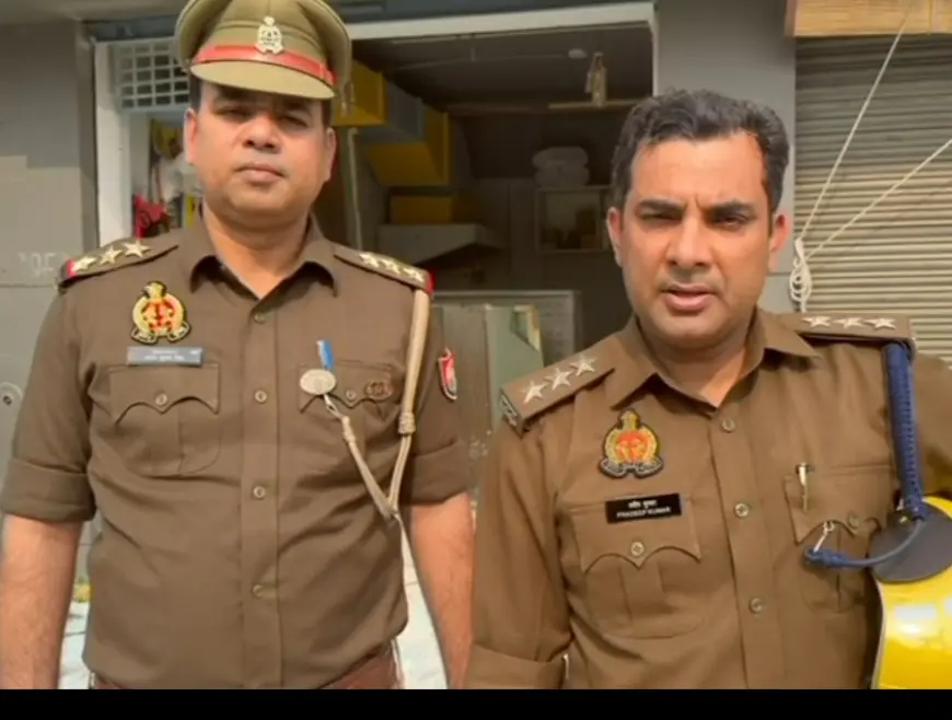 Noida News : रसोई गैस लीक होने से रेस्टोरेंट में लगी आग, महिला समेत चार घायल