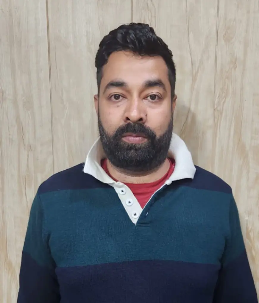 Noida News : पन्द्रह हजार करोड़ के जीएसटी घोटाले का मास्टरमाइंड एमबीए पास 50 हजार रुपए का इनामी गिरफ्तार