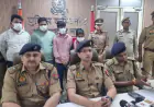 Greater Noida News : फर्जी तरीके से ईसीएचएस कार्ड का दुरुपयोग कर लोगों का उपचार करवाने वाले गैंग के चार सदस्य गिरफ्तार