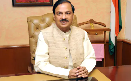 Noida News : दिल्ली एयरपोर्ट से ढाई गुना और मुंबई एयरपोर्ट से तीन गुना बड़ा है नोएडा इंटरनेशनल एयरपोर्ट: डॉ महेश