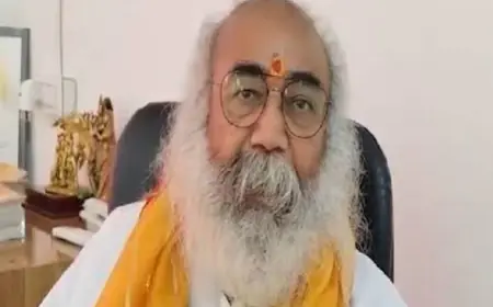 Ghaziabad News : कल्की धाम के पीठाधीश्वर का भारत के प्रधानमंत्री ने फोन करके जाना हाल-चाल