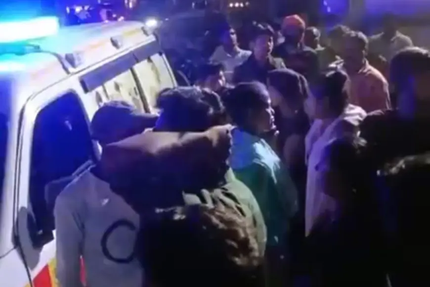 Greater Noida News : पेपर मिल में काम करते समय बॉयलर की स्ट्रीम की चपेट में आए व्यक्ति की उपचार के दौरान मौत, परिजनों ने फैक्ट्री के गेट पर शव को रखकर किया हंगामा