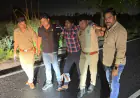 Greater Noida News : पुलिस मुठभेड़ के दौरान 25 हजार रुपए का इनामी गौ तस्कर गिरफ्तार, पैर मे लगी गोली