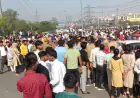 Noida News : वेतन बढ़ाने को लेकर श्रमिकों का उपद्रव,  वाहनों, फैक्ट्रियों में तोड़फोड़ कर आगजनी, दर्जनों हिरासत में