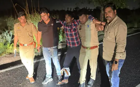 Greater Noida News : पुलिस मुठभेड़ के दौरान 25 हजार रुपए का इनामी गौ तस्कर गिरफ्तार, पैर मे लगी गोली