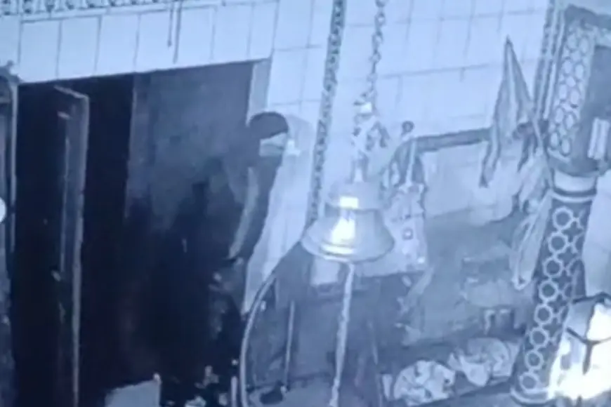 Dadri News : माता मंदिर से लाखों रुपए कीमत के चांदी के छत्रप चोरी