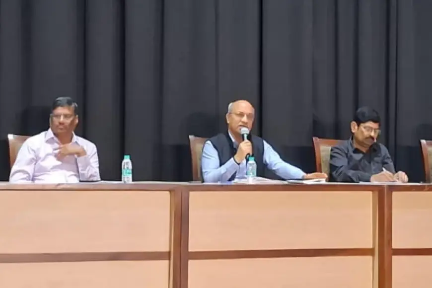 Noida News : उत्तर  प्रदेश सरकार ने न्यूनतम वेतन में की अंतरिम बढ़ोतरी, एक अप्रैल होगा लागू