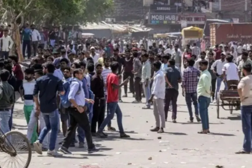 Noida News : नोएडा में रची गई थी खतरनाक साजिश, गिरफ्तार 66 में 45 श्रमिक नहीं