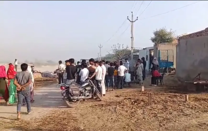 Greater Noida News : खेत में काम कर रही युवती प्यास से व्याकुल होकर पानी की ऊंची टंकी पर चढ़ी, गिरने से मौत