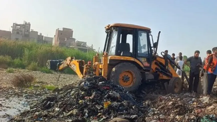 Ghaziabad News : पतंग लूटते हुए 7 वर्षीय छात्र गहरे तालाब में गिरा, एनडीआरएफ, पुलिस और फायर ब्रिगेड तलाश में जुटी