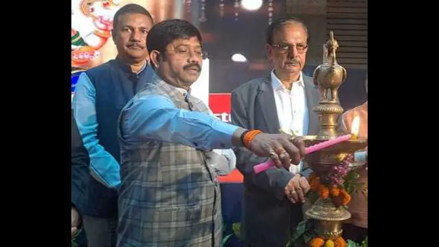 Noida News : डिजिटल इंडिया बढ़ती कार्य क्षमता का प्रमाण: नंद गोपाल नंदी