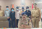 Greater Noida News : कैब में लिफ्ट देकर लूटपाट करने वाले पांच बदमाश गिरफ्तार