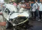 Ghaziabad News : अनियंत्रित कार डिवाइडर से टकराई, शादी से लौट रहे दो युवकों की मौत ,तीन घायल