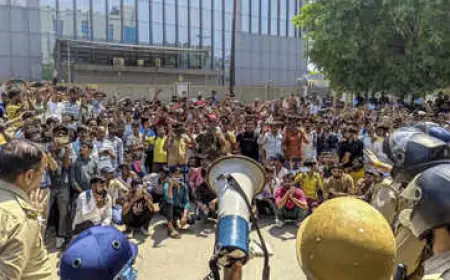 Noida News : वेतन बढ़ाने को लेकर नोएडा मे हुए श्रमिक हिंसा मामले की होगी मजिस्ट्रेटियल जांच