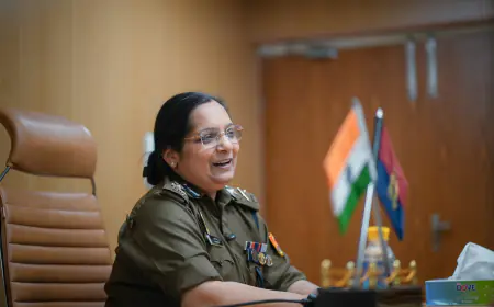 Noida News : पुलिस विभाग में चर्चाएं आम: बुरे वक्त में गार्जियन की तरह संभालती हैं सीपी