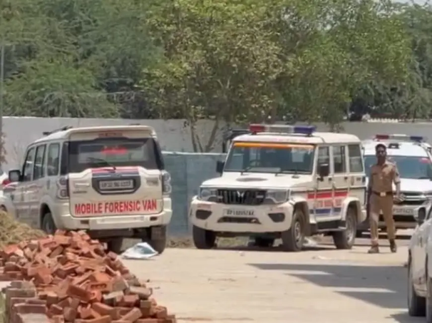 Greater Noida News : निर्माणाधीन हॉस्टल में काम करने आए दो लोगों की निर्मम हत्या,साथी फरार