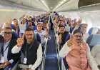 Noida News : नोएडा इंटरनेशनल एयरपोर्ट के लिए जमीन देने वाले किसानों को यूपी के सीएम ने दी सौगात, पहली फ्लाइट में लखनऊ की यात्रा