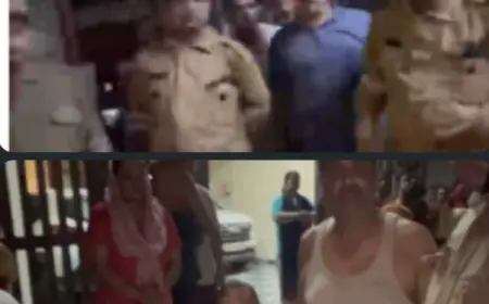 Ghaziabad News : फ्लैट में लगी भयंकर आग, आग मे फंसे हुए परिवार के चार लोगों को दमकल विभाग ने बचाई जान, तीन पालतू कुत्तों की मौत