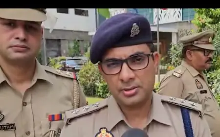 Noida News : अग्नि सुरक्षा संबंधित खामियां पाए जाने पर पांच होटल को फायर विभाग ने दिया नोटिस