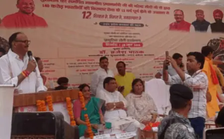 Ghaziabad News : गाजियाबाद में आयोजित कार्यक्रम में बोले डिप्टी सीएम बृजेश पाठक, बाबरी मस्जिद के चंदे का दो हिसाब