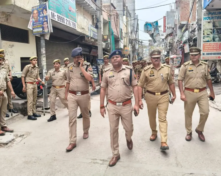 Ghaziabad News : जुम्मे की नमाज को लेकर खोड़ा कॉलोनी छावनी में तब्दील, एक हजार जवान तैनात