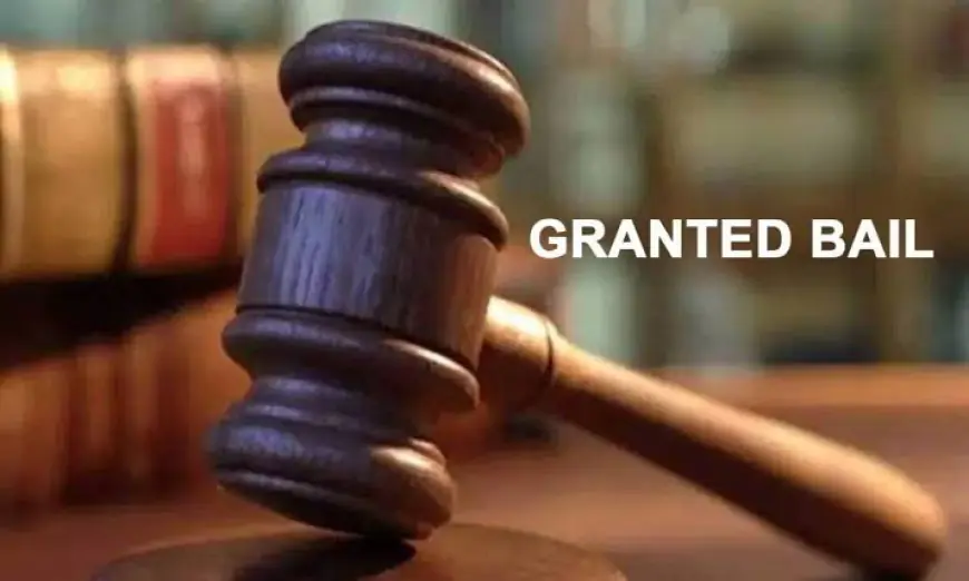 Noida News : श्रमिक हिंसा के मामले में गिरफ्तार किशोर ने वयस्क कैदियों के साथ गुजारे दो माह, अब मिली आजादी
