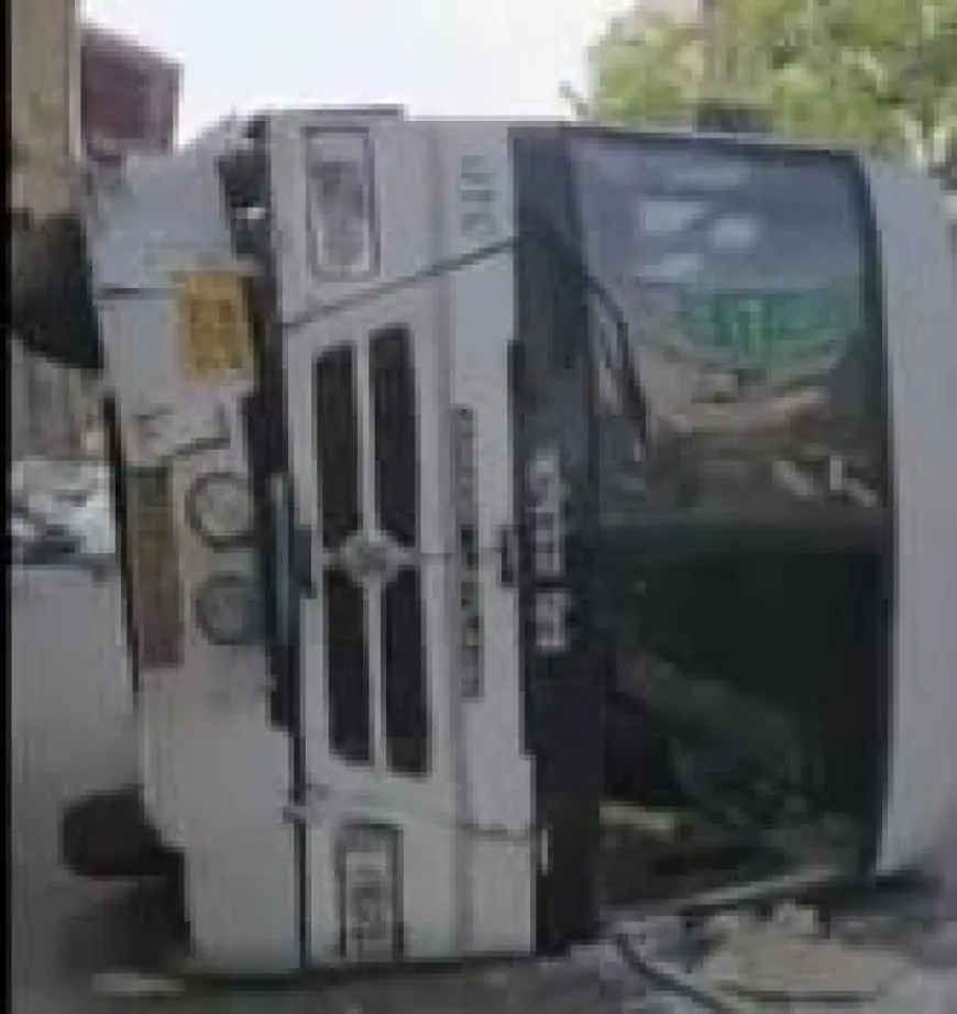 Ghaziabad News : विभिन्न सड़क हादसों में दो की मौत, 22 घायल