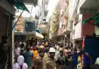 Noida News : इलेक्ट्रिक वाहन चार्जिंग के दौरान स्पार्किंग से लगी आग, धुएं की चपेट में आकर महिला समेत दो की मौत