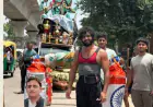Ghaziabad News : अखिलेश यादव के मुख्यमंत्री बनने की कामना को लेकर 201 लीटर गंगाजल की कावड़ लेकर चला पहलवान बॉबी यादव