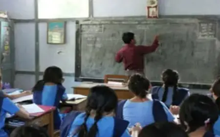 Noida News : परिषदीय विद्यालयों में पढ़ने वाले 30 हजार विद्यार्थियों को मिलेगी डीबीटी की राशि