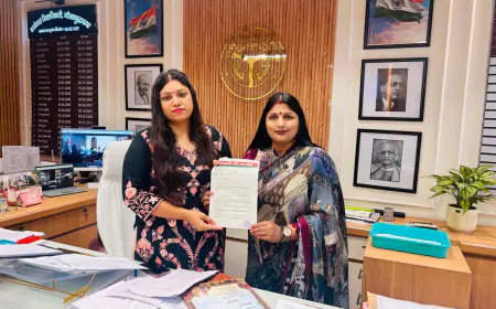 Greater Noida News : ग्रेटर नोएडा वेस्ट की समस्याओं को लेकर सपा महिला सभा ने डीएम को सौंपा ज्ञापन