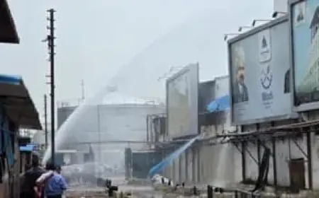 Ghaziabad News : गाजियाबाद के मोदी मिल डिस्टिलरी मे स्प्रिट से भरे टैंक फटने से लगी आग