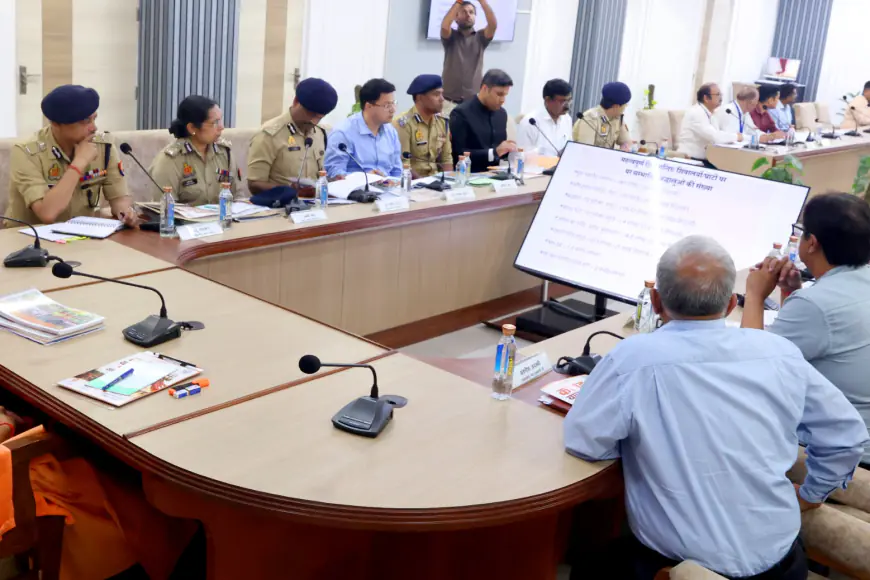 Ghaziabad News : कांवड़ यात्रा के दौरान सुरक्षा से समझौता नहीं, अफवाह फैलाने वालों पर करें सख्त कार्रवाई : सीएम योगी