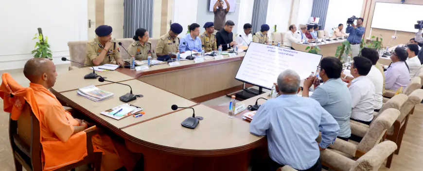 Ghaziabad News : कांवड़ यात्रा के दौरान सुरक्षा से समझौता नहीं, अफवाह फैलाने वालों पर करें सख्त कार्रवाई : सीएम योगी