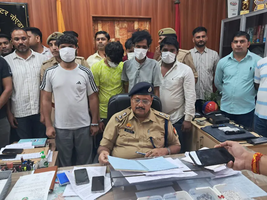 Greater Noida News : ज्वेलर के मुनीम से डेढ़ करोड़ रुपए की चांदी और सोने के जेवरात लूटने वाले पांच बदमाश गिरफ्तार