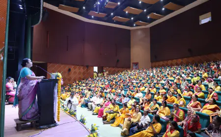 Noida News : गौतम बुद्ध विश्वविद्यालय में वैदिक मंत्रों से गूंजा परिसर, नारी शक्ति ने लिया राष्ट्र उत्थान का संकल्प