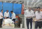 Noida News : खाद्य विभाग ने की छापेमारी, 240 लीटर घी और 18 किलो मिर्च पाउडर जप्त