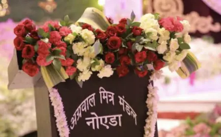 Noida News : चर्चाएं आम बनी अग्रवाल मित्र मंडल द्वारा सीईसी के समर्थन में दिया गया ज्ञापन, खुलकर हो रहा है विरोध